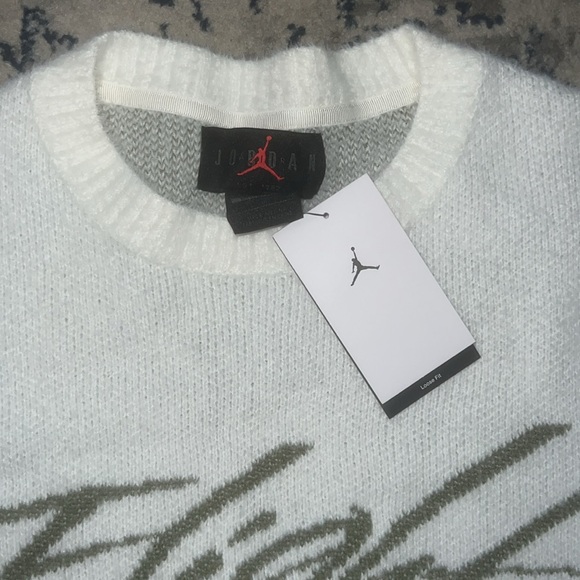 New Air Jordan Flight Crew Neck Sweater - Picture 3 of 5